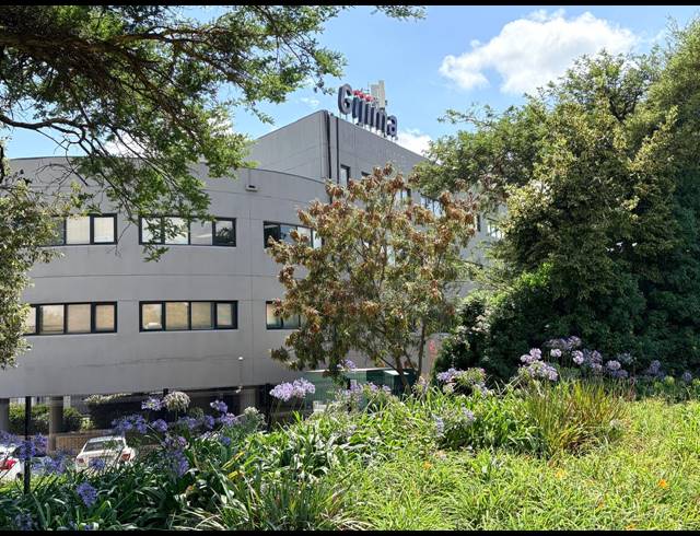 229M² OFFICE TO LET IN MIDRIDGE PARK
